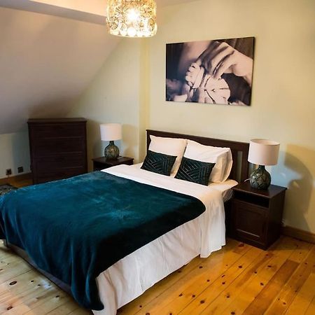 Chalet De 5 Habitaciones En La Sierra De Madrid El Olivo De Miraflores 미라플로레스 데 라 시에라 외부 사진