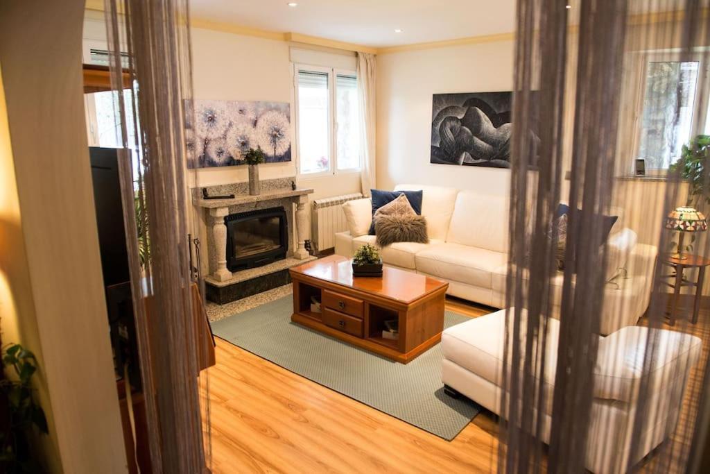 Chalet De 5 Habitaciones En La Sierra De Madrid El Olivo De Miraflores 미라플로레스 데 라 시에라 외부 사진