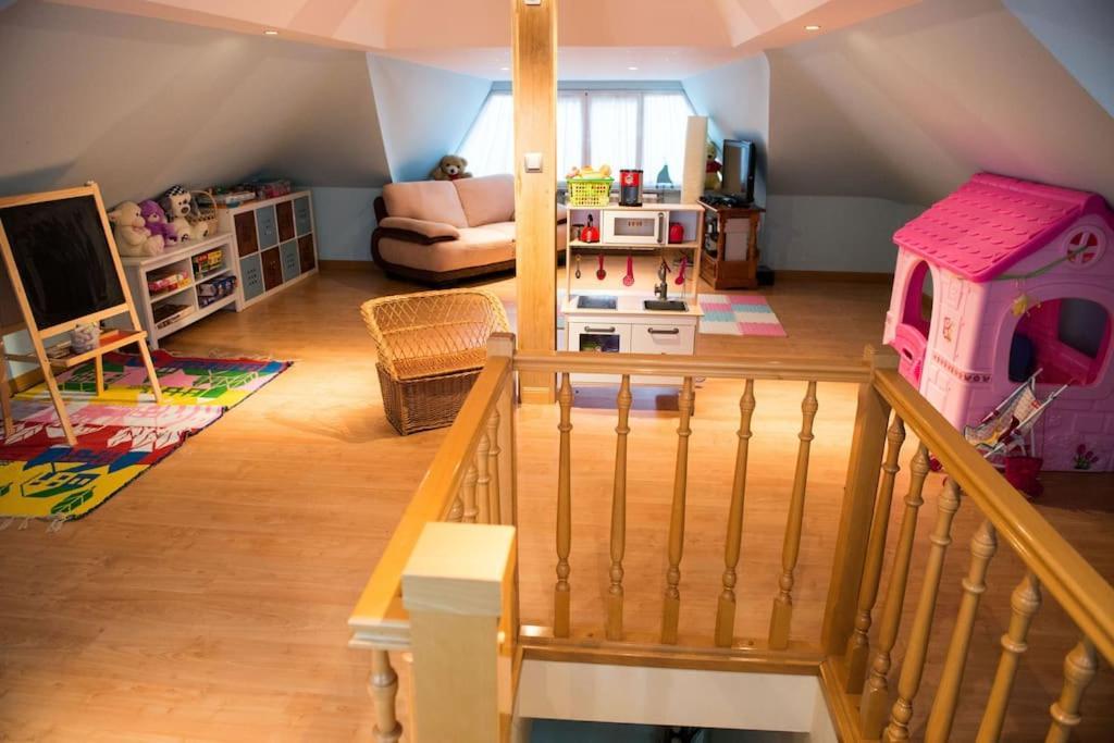 Chalet De 5 Habitaciones En La Sierra De Madrid El Olivo De Miraflores 미라플로레스 데 라 시에라 외부 사진
