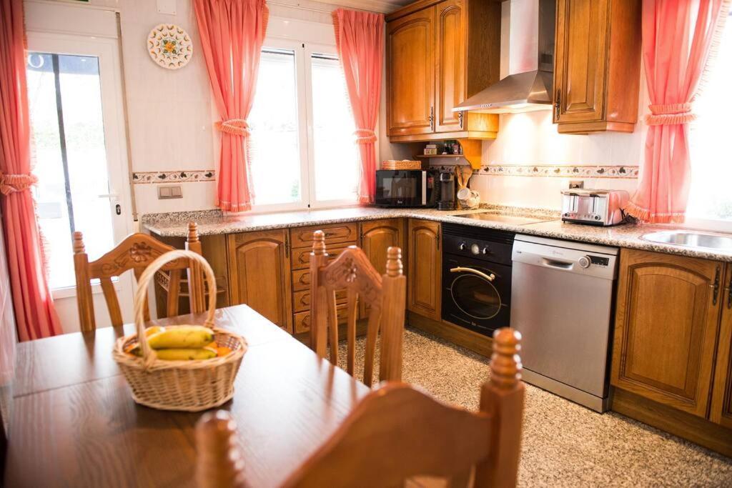 Chalet De 5 Habitaciones En La Sierra De Madrid El Olivo De Miraflores 미라플로레스 데 라 시에라 외부 사진